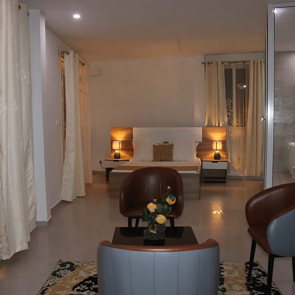 suite frontview